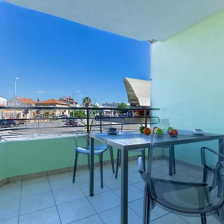 Nika Aparment With Large Balcony And Bbq * Zára